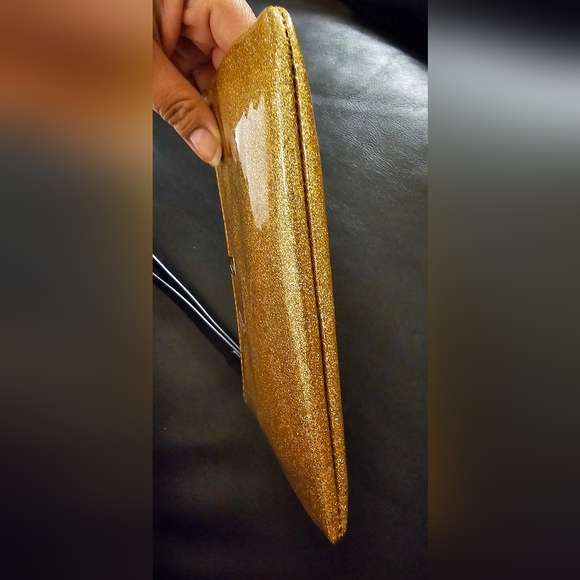 Kate Spade Bethann Gold Sparkle Wristlet NWOT - Picture 12 of 14